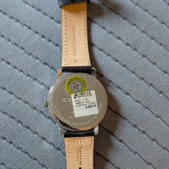 EUC 2016 Coach Mickey Mouse Black Leather Watch - Picture 5 of 9